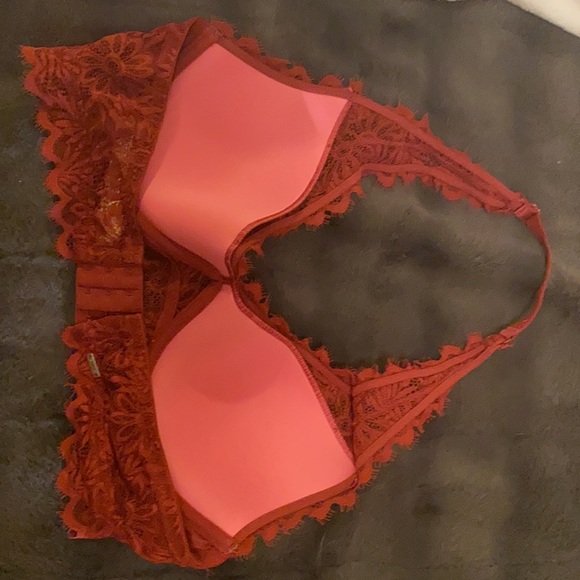 VS pink brallet - Picture 2 of 3